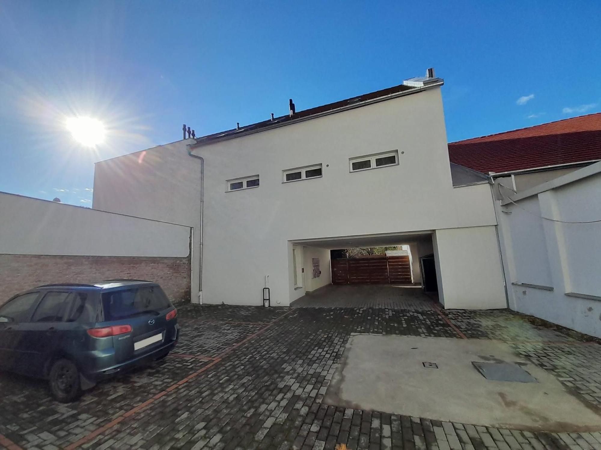 Freedom 50 Apartman Pécs Exterior foto